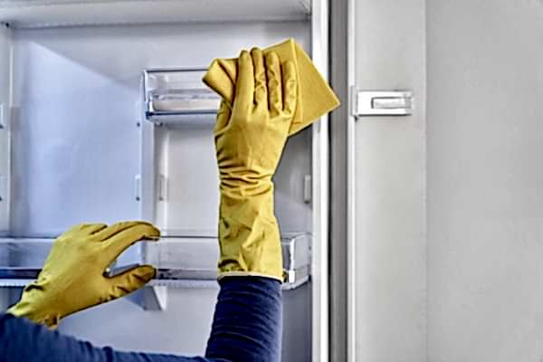 como limpiar la heladera con bicarbonato de sodio